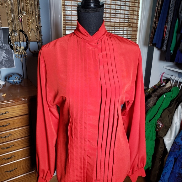 VINTAGE 70'S ANNE KLEIN PLEATED BLOUSE - Picture 4 of 8